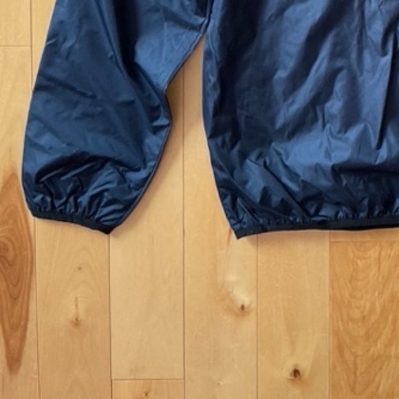 Men's Windbreaker - Picture 6 of 6